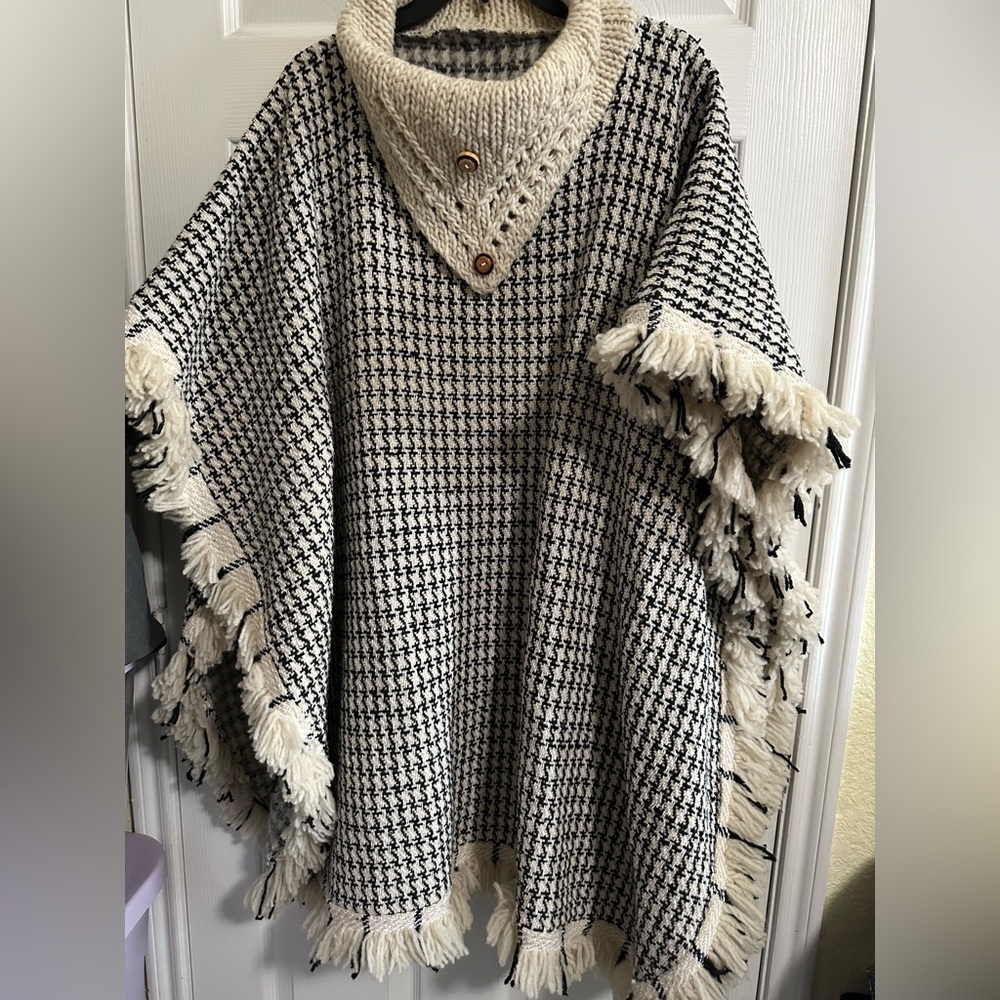 Cream & Black Wool And Alpaca(?) Poncho One size